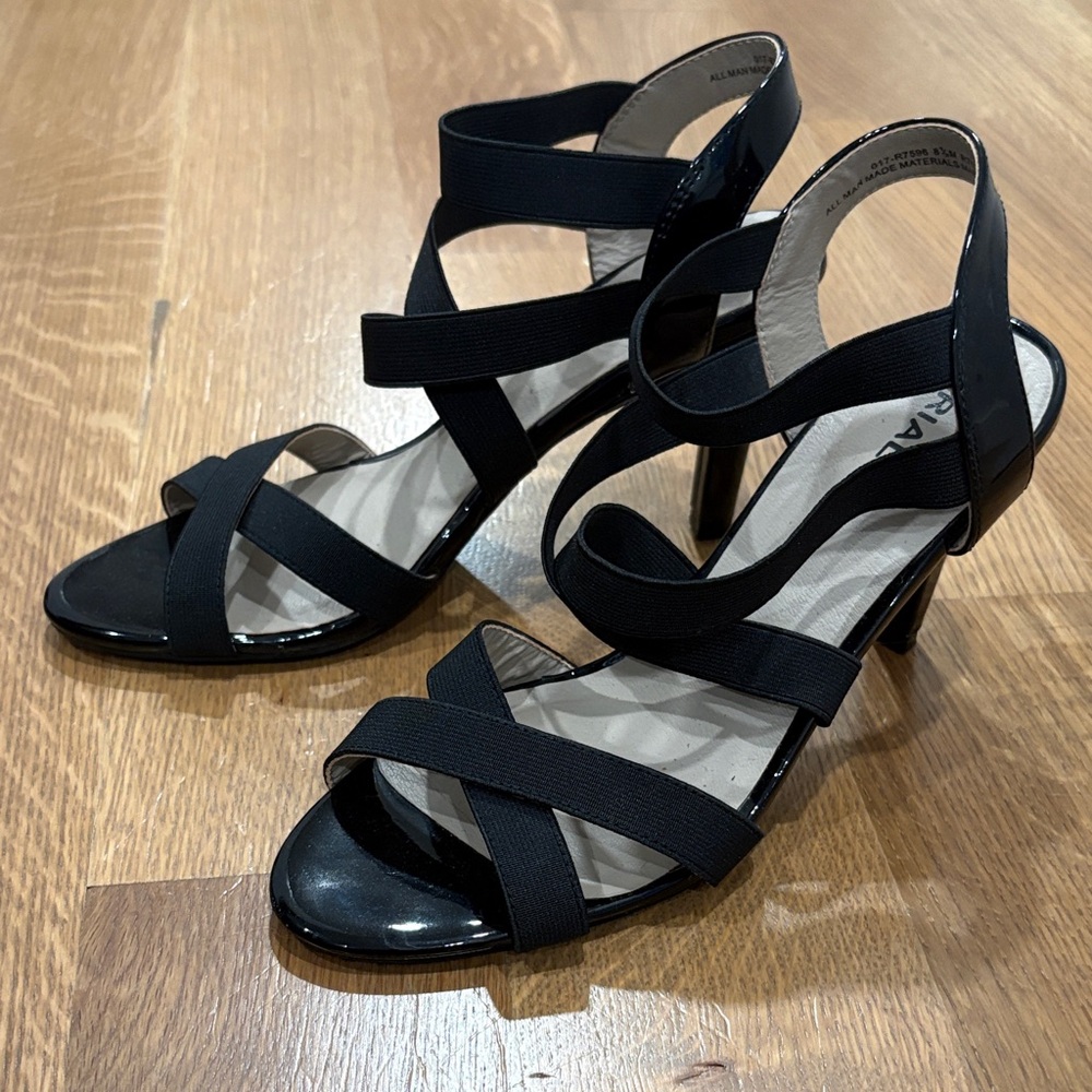 Rialto Black Strappy Heels